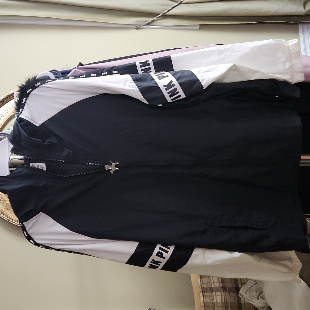 JACKET BY PINK (VICTORIA SECRET)